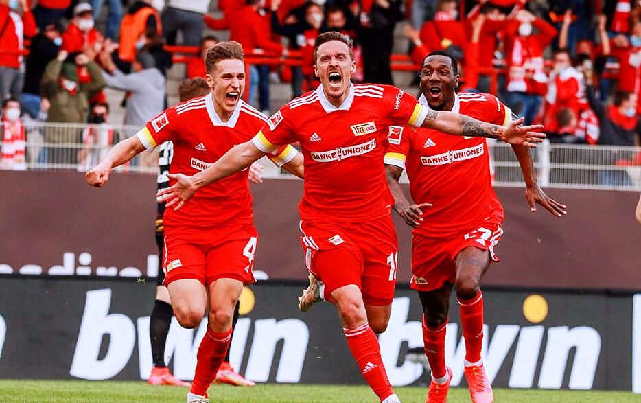 半岛体育登录入口-包含柏林赫塔再战一场平局，欧战席位悬念未解的词条