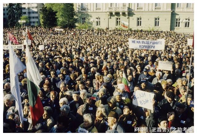 半岛app官网-包含匈牙利负于罗马尼亚，晋级困难重重的词条