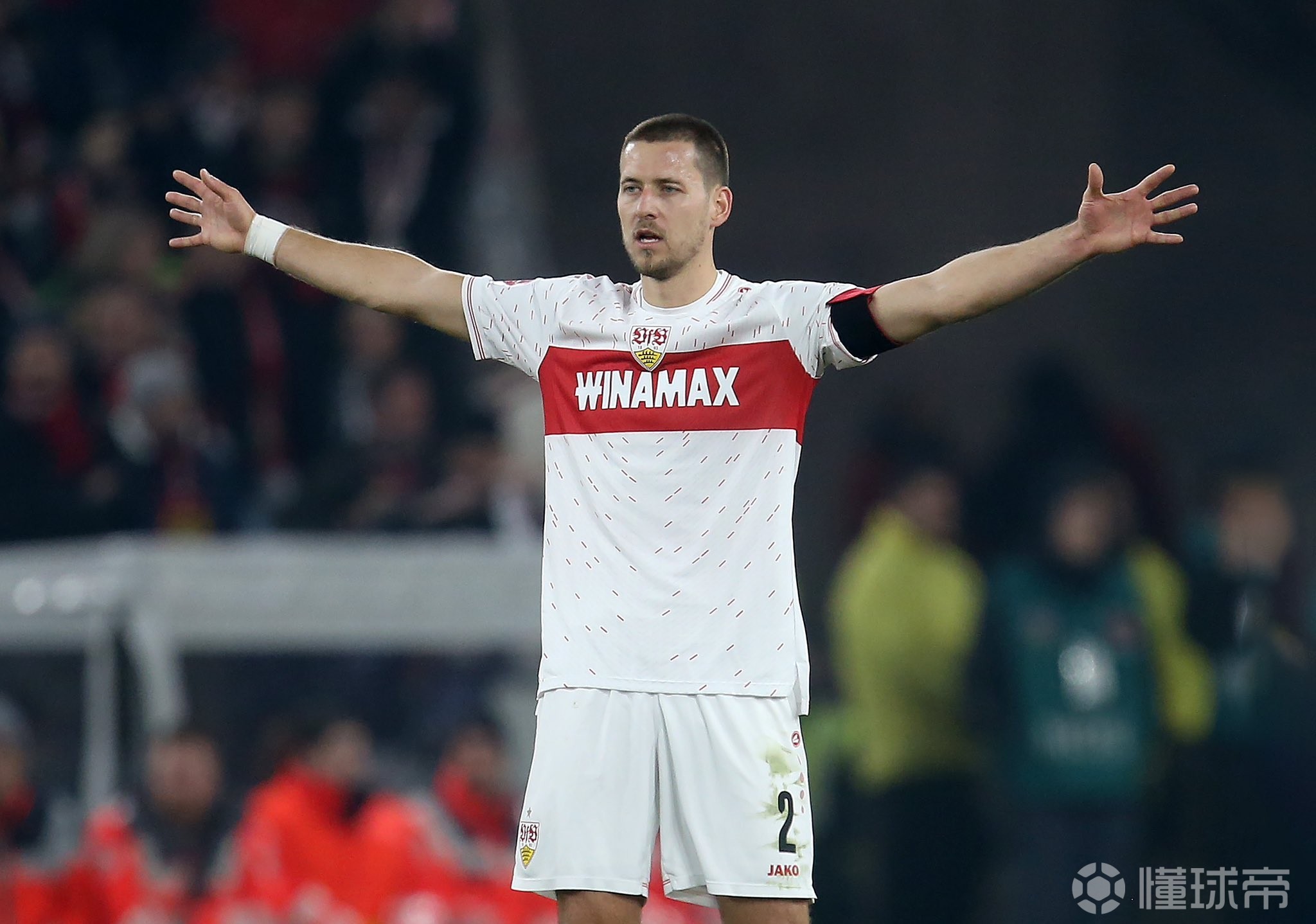 半岛体育官网登录-斯图加特球队在主场取得胜利