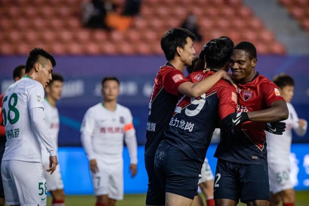 半岛体育官网首页-青岛黄海外援助力球队反弹，主场-战胜深圳佳兆业的简单介绍